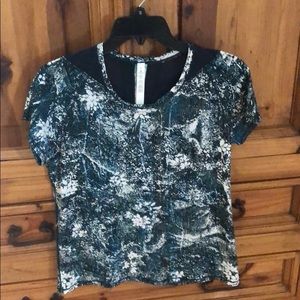 Lululemon top